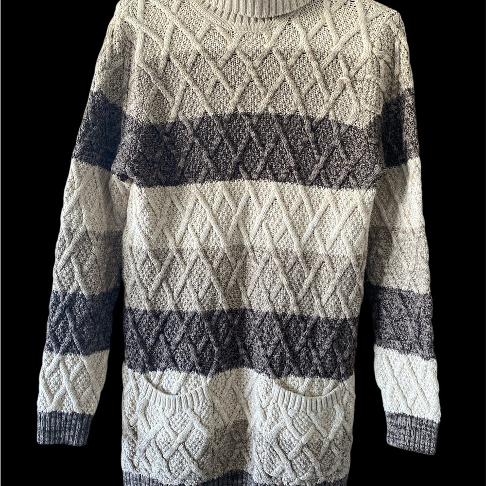 Cozy Knit Striped Sweater - Black and Cream